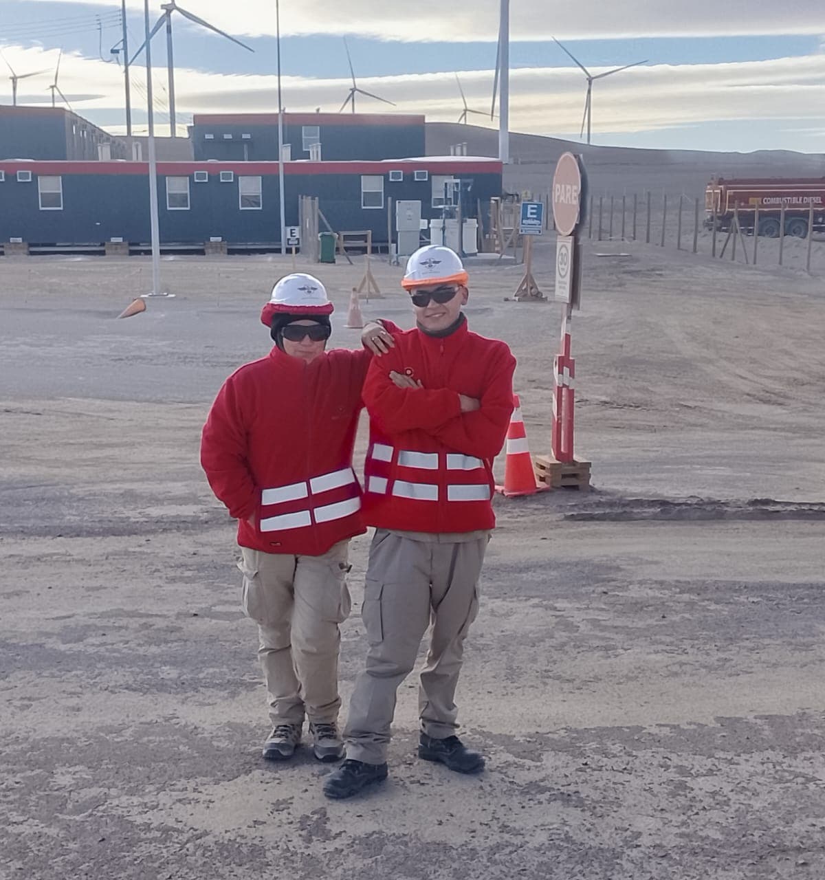 Seguridad Total staff wearing protective equipment on-site
